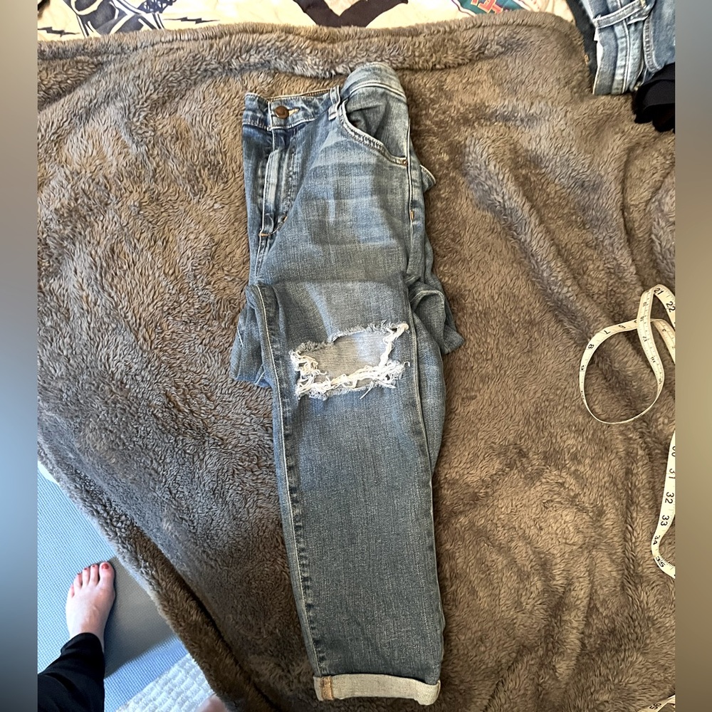 Joe's Jeans "The Bella" Highrise Skinny Crop